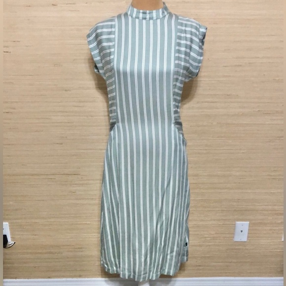 RVCA Nouveau Striped Mint Green Open Back Viscose Midi Dress Size Small - Picture 2 of 16